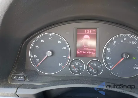 2008 Volkswagen Eos Komfort/Turbo из США, поврежденный, VIN WVWBA71F48V030408